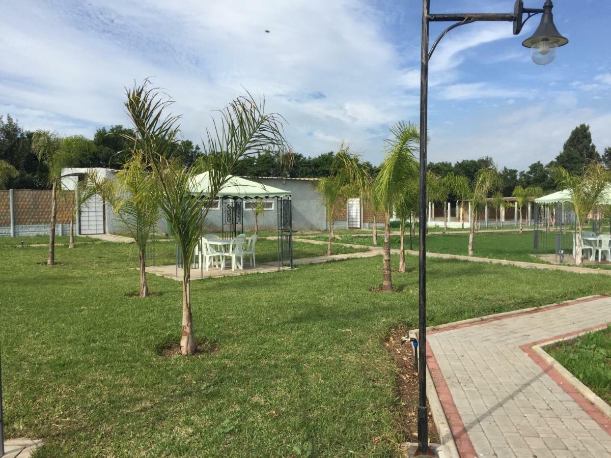 Villa Palm Grove Farm Tit Mellil Exterior foto